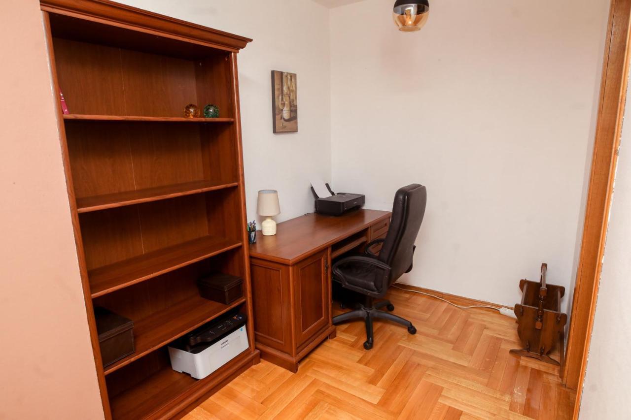 Ugodan I Luksuzan Apartman Μπάνια Λούκα Εξωτερικό φωτογραφία