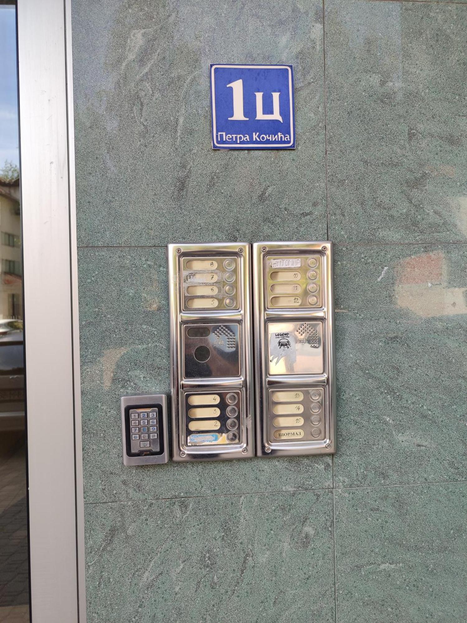 Ugodan I Luksuzan Apartman Μπάνια Λούκα Εξωτερικό φωτογραφία